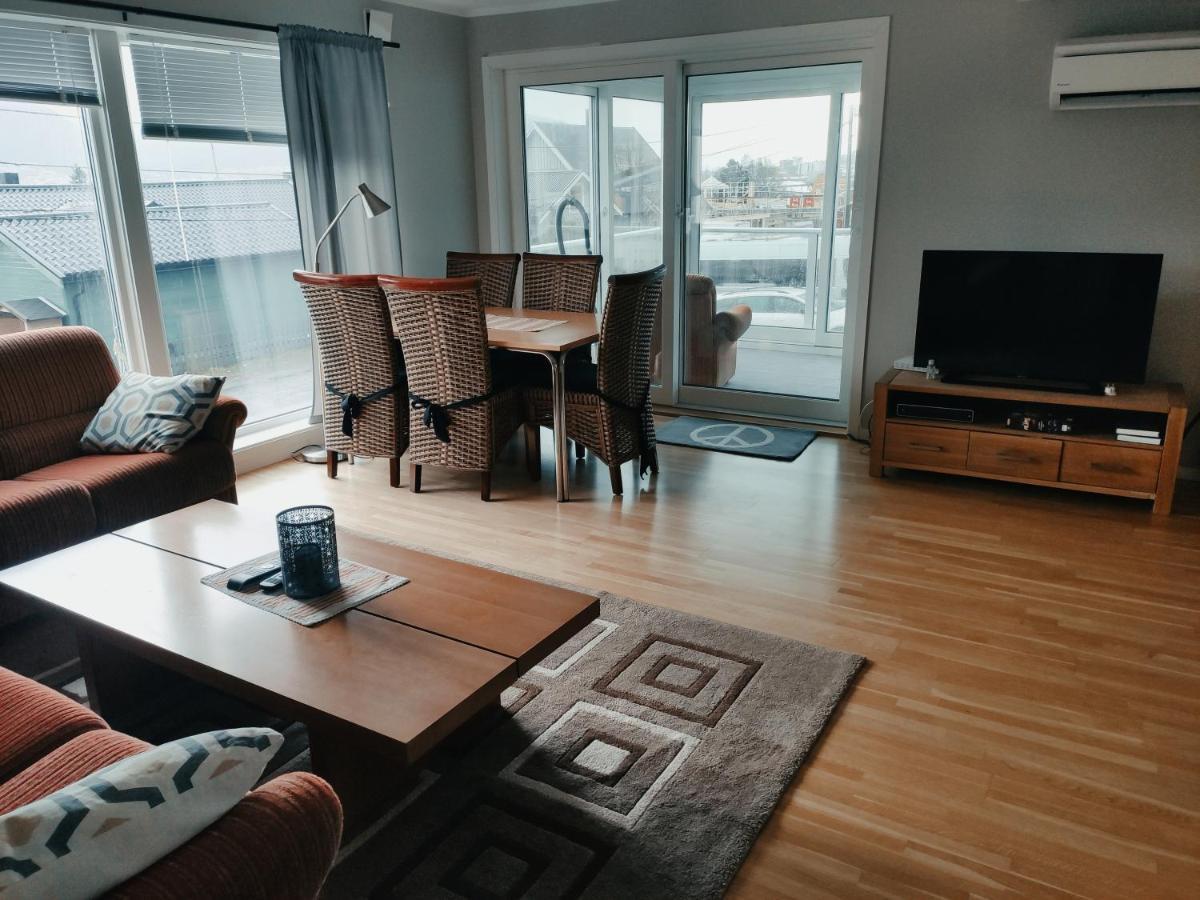 Feelhome Apartment 4- Bedroms Njords Veg Tromso Exterior photo